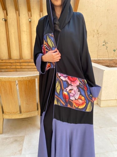 عباية كريب كلوش بعدة نقشات متنوعة