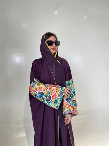 عباية نص بشت نوع القماش كريب اذا لك رغبه في تغير ا...