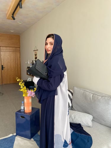 عباية كلوش كريب بستايل كلاسيكي