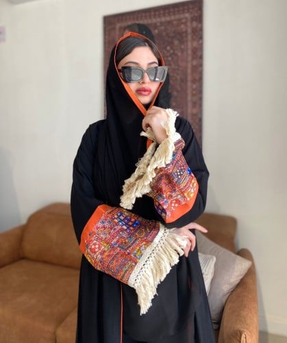 عباية كلوش كريب ستايل خليجي