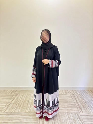 عباية كلوش بطبقات رفلز بلمسة تراثية