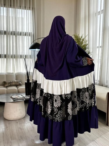 عباية قصة رفلز نوع القماش كريب مع طبقة من الرفلز ل...