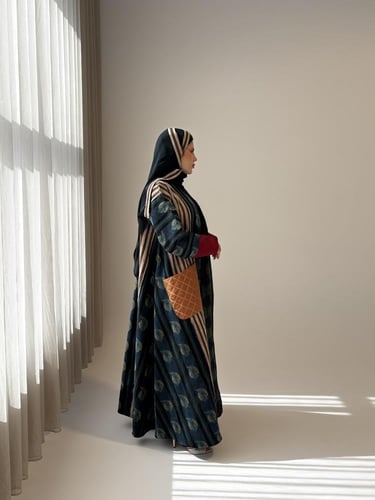 عباية قصة كلوش جاكار شتوي