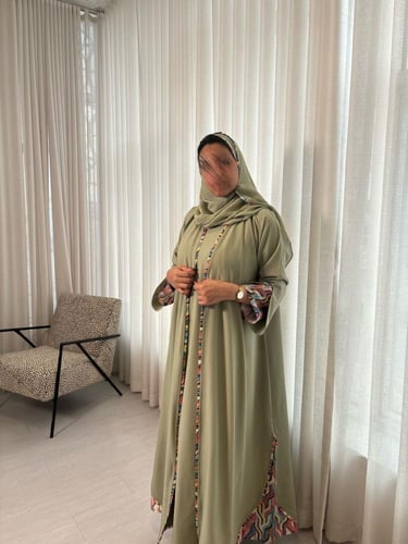 عباية كلوش كريب عملية للمشاوير