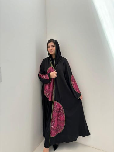 عباية قصة كلوش نوع القماش كريب