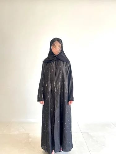 عبايه قصة كلوش كتان هندي