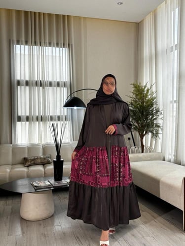 عباية قصة رفلز