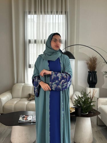 عباية قصة نص بشت