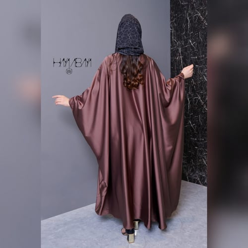 عباية حرير بشت باللون البني