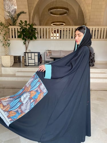 عباية كلوش كريب بألوان فخمة