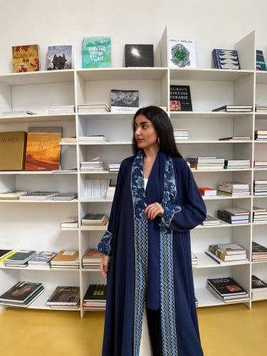 عباية كلوش كريب عملية أنيقة