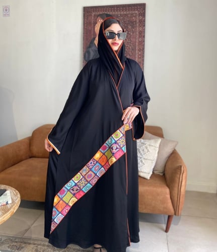 عباية كلوش كريب مودرن بألوان متنوعة