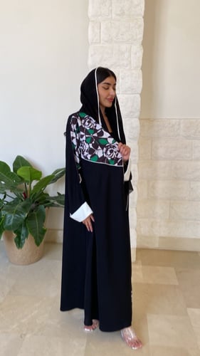 عباية كلوش كريب مرونة الاختيار