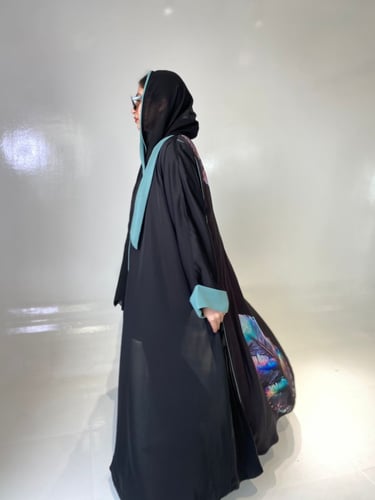 عباية كريب كلوش بخيارات ألوان