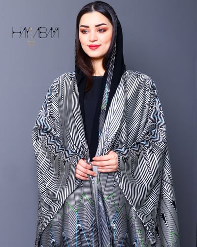 نوع القماش حرير طبيعي قصة بشت