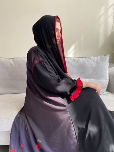 عباية كلوش كريب إطلالة عملية