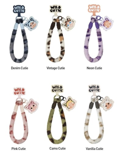 CRYBABY wild but cutie phone charmالاصلي