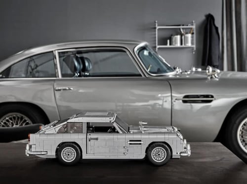 James Bond Aston Martin DB5