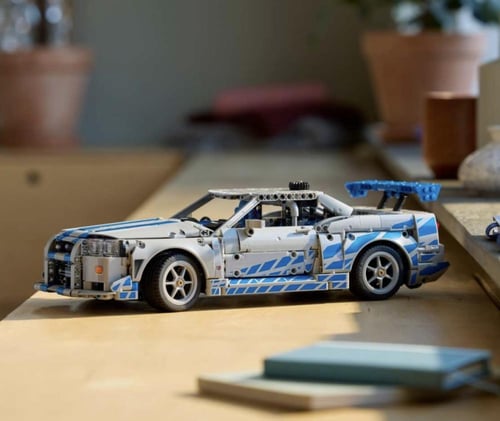 2 Fast 2 Furious Nissan Skyline GT-R (R34) Car