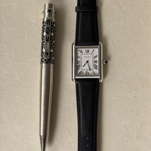 طقم ساعة وقلم