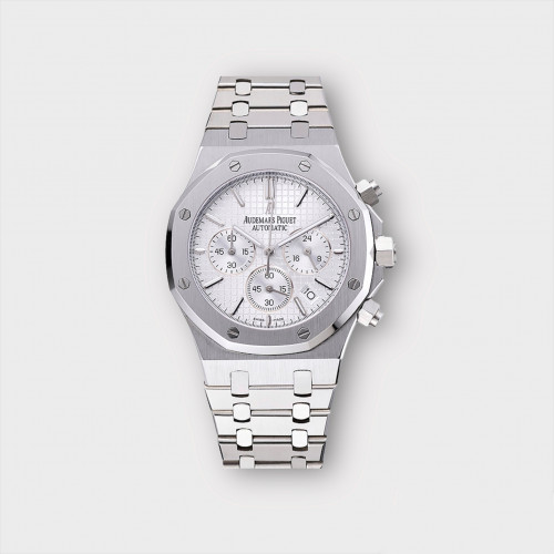 ساعة Ap كونجراف مينا ابيض