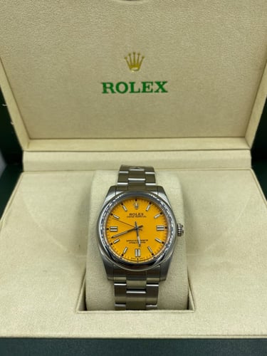 رولكس اويستر بربتشوال رجالي اصفر