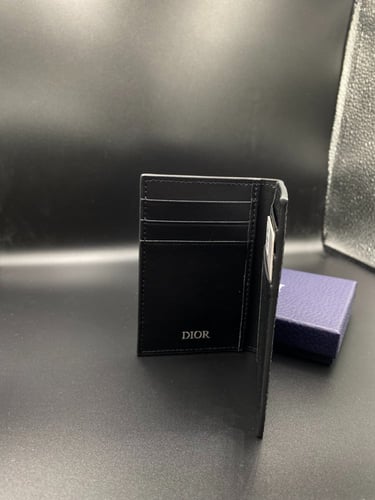 محفظة ديور اسود