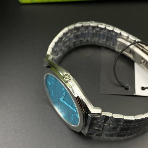 ساعة قوتشي رجالي