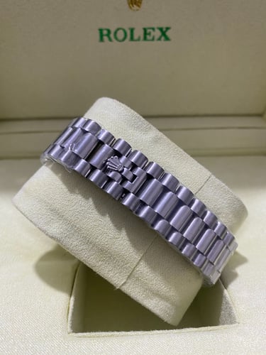 رولكس رجالي داي ديت ايام وتاريخ لون ازرق