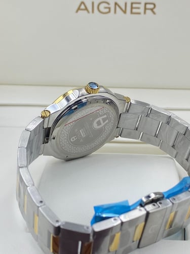 ساعة اقنر رجالي