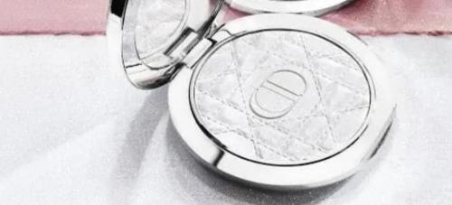 هايلايت Dior فضي