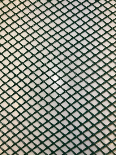 أرضية حضانات الفروخ لمنع حصول الكساح