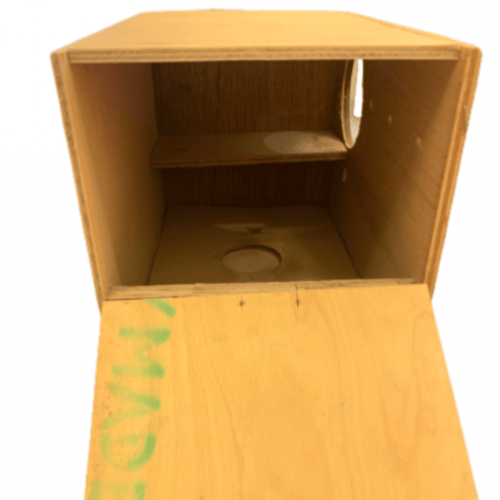 حضانة طيور خشبية بياضة صن كنيور ، الكنيور ، الكروا...