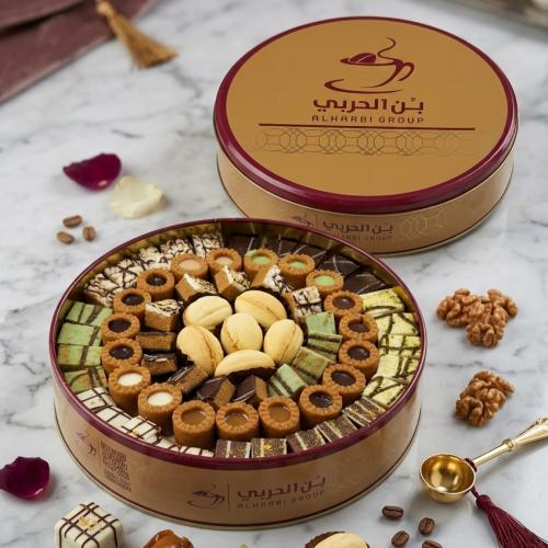 علبة معدن حلا بيتي