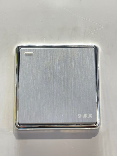 مفتاح مفرد بيانو باللون الفضي المعتق