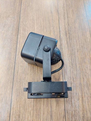 تراك لايت مربع أسود