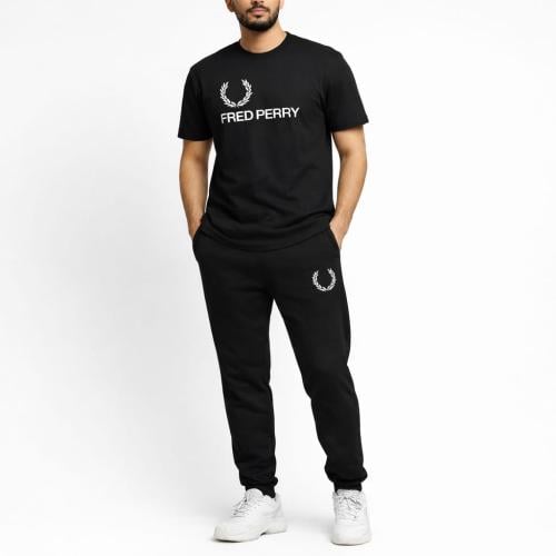 Black T-shirt and pants 2466
