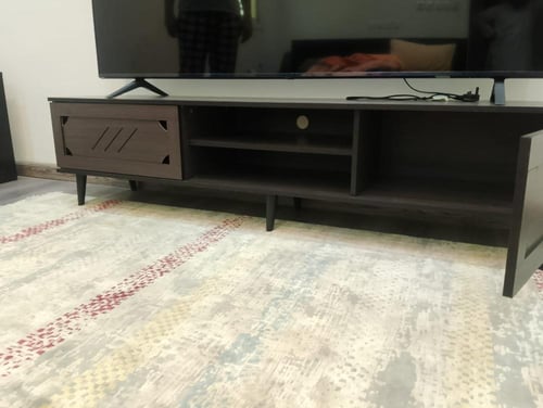 طاوله بلازمه 180سم بتصميم عصرى فاخر