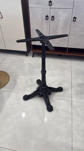 قاعدة معدنية بتصميم راقى ومميز