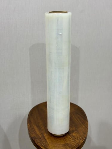 رول تغليف شفاف متين وعملي 3 كجم مقاس 350 م