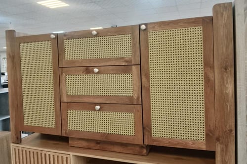 دولاب بوفيه عصري بتصميم فريد ومميز