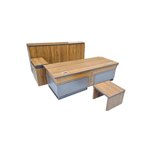 طقم مكتب عملي وأنيق بتصميم عصرى