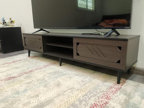 طاوله بلازمه 180سم بتصميم عصرى فاخر