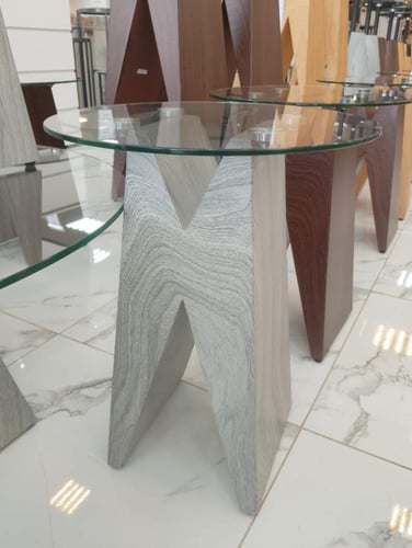 طقم طاولات خدمة بتصميم عصري ومميز