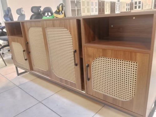 دولاب بوفيه بتصميم عصري ومميز