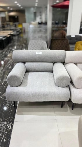 كرسي قماش بتصميم عصري