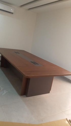 طاوله اجتماعات بتصميم احترافى فاخر