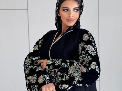 كريب سراميك مخمل تطريز بالكم ناعم