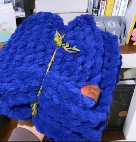 سكارف نحيف اللون حسب الطلب