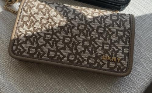 شنط دكني لون بني